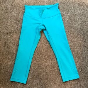 Turquoise Lululemon leggings